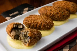 prima_bruschetteria_croquete_de_cogumelos_foto_de_tomas_rangel_imp